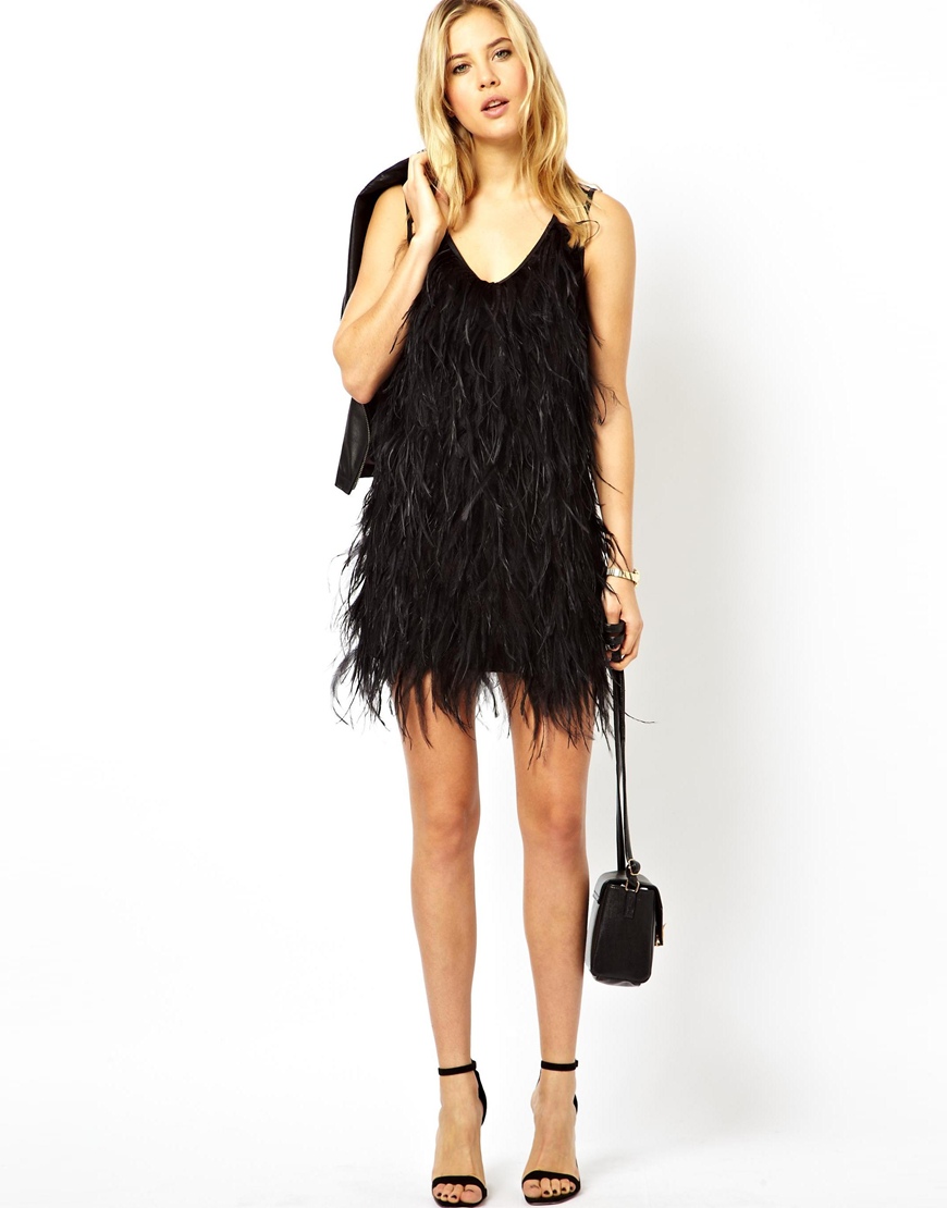 The feather dress party outfits what to wear
