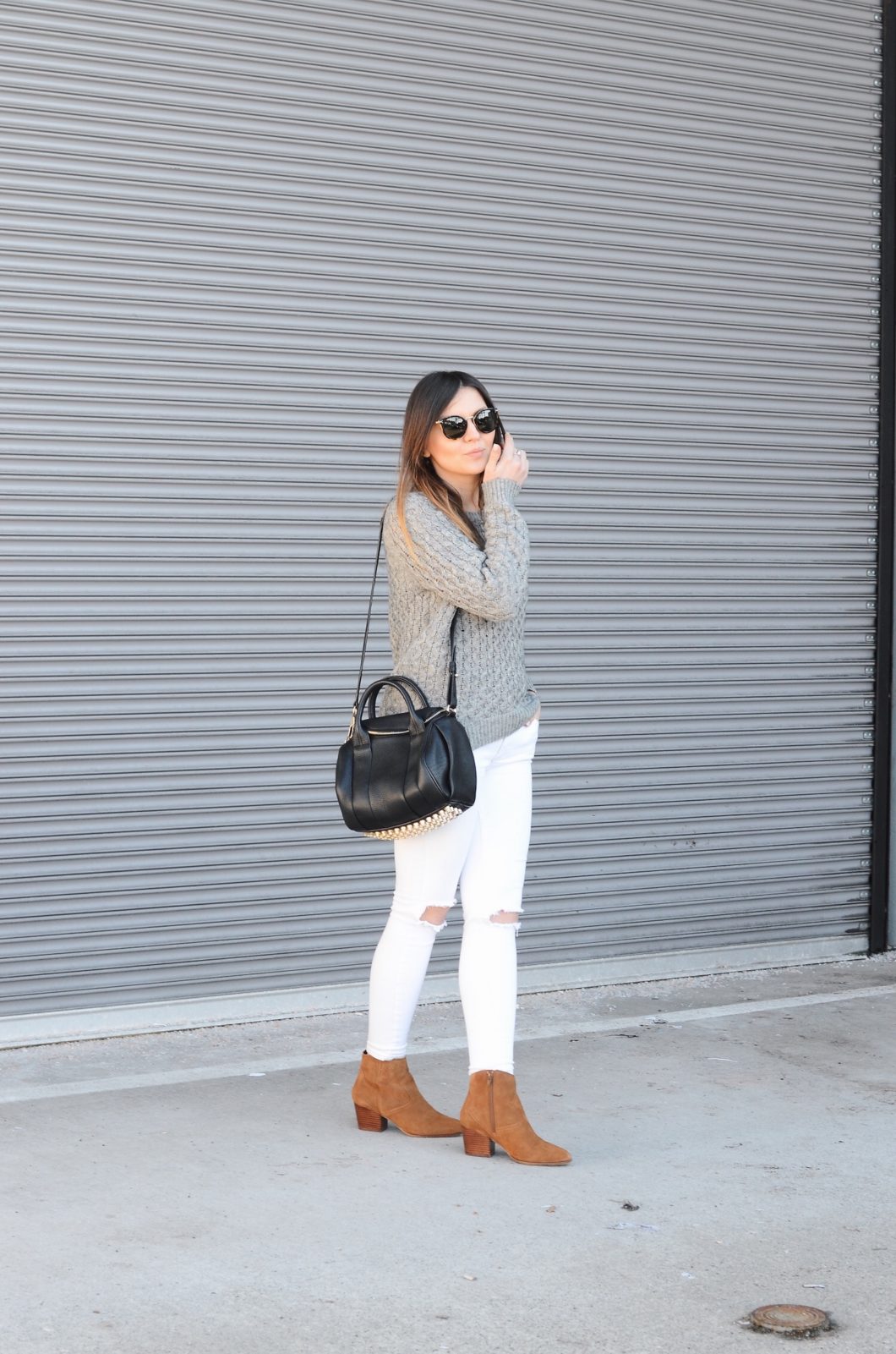 white denim spring outfits